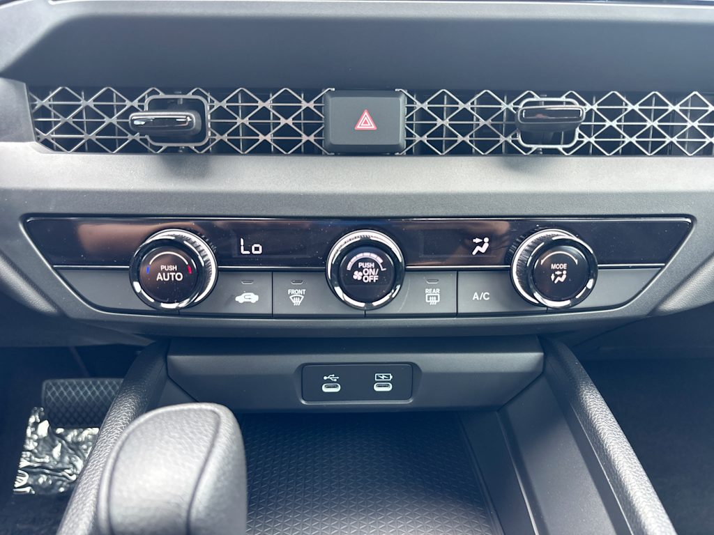 Thumbnail: 2025 Honda Accord - 22