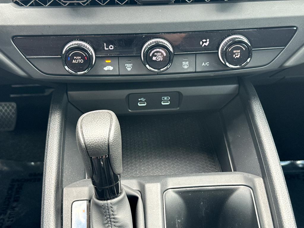 2025 Honda Accord LX - Photo 13