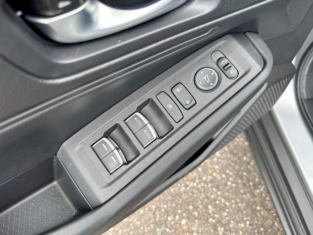 2025 Honda Accord LX - Photo 22