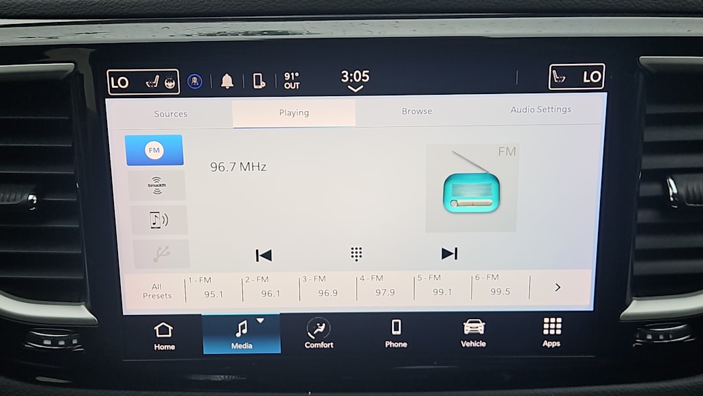 Thumbnail: 2023 Chrysler Pacifica - 12