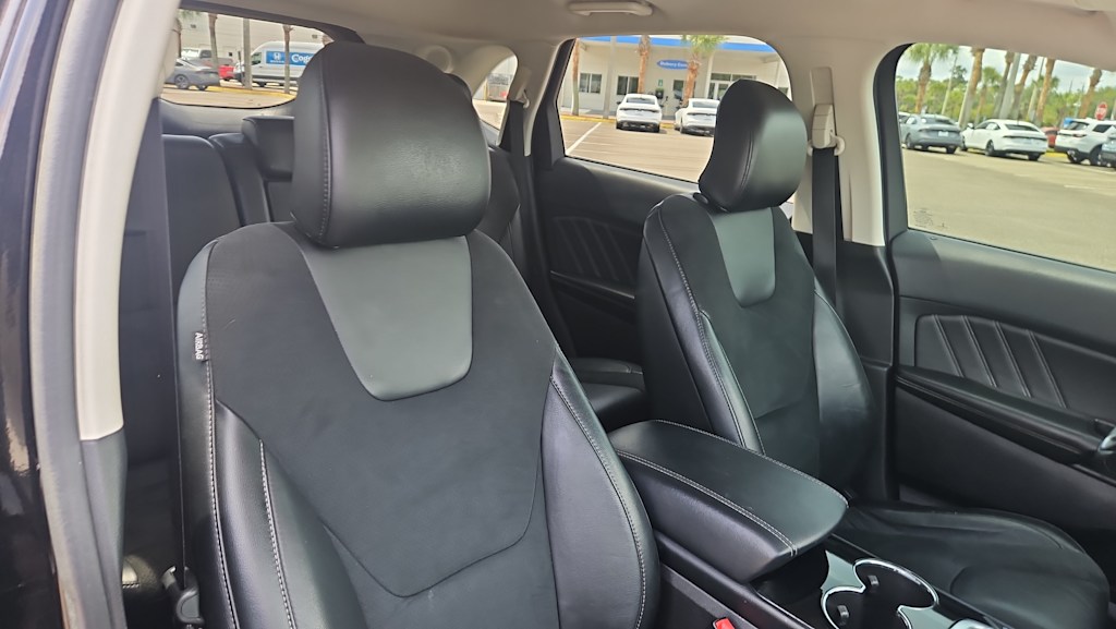 Thumbnail: 2016 Ford Edge - 9