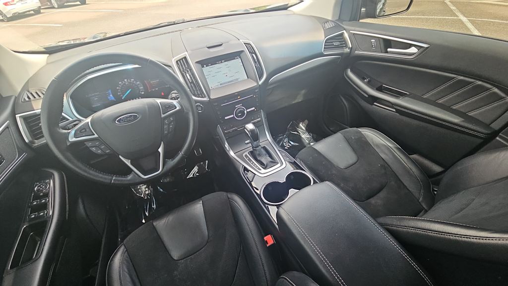 Thumbnail: 2016 Ford Edge - 7
