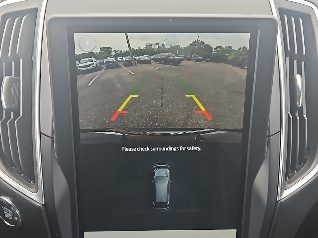2022 Ford Edge Titanium 24