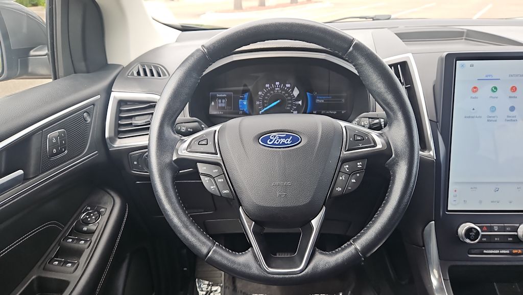 Thumbnail: 2022 Ford Edge - 2