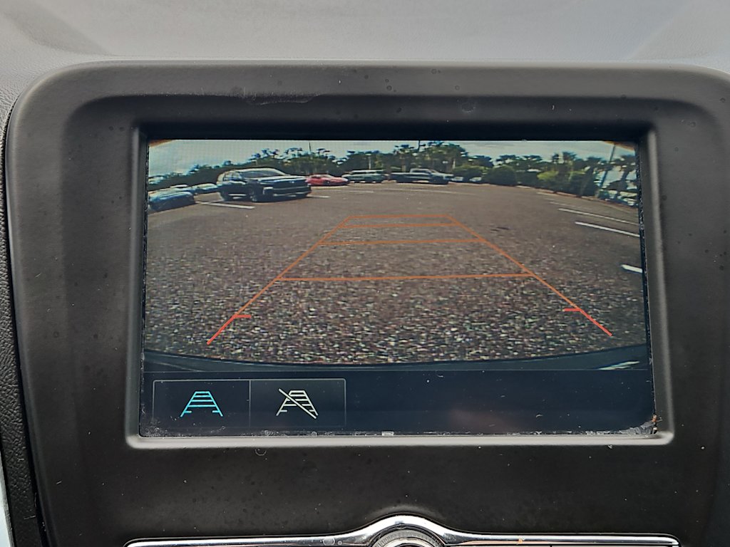 2018 Chevrolet Equinox LS 25