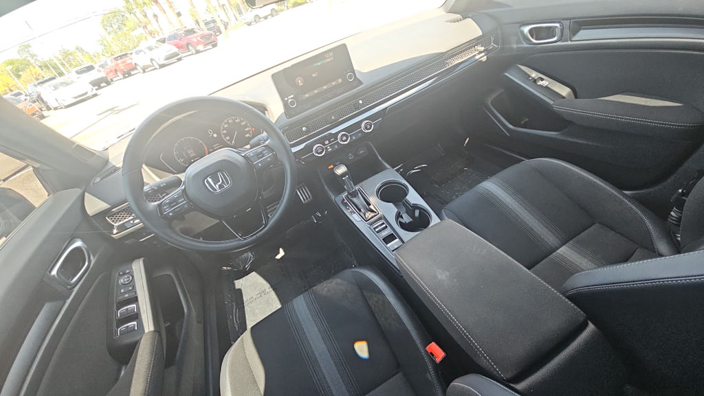 Thumbnail: 2023 Honda Civic - 6