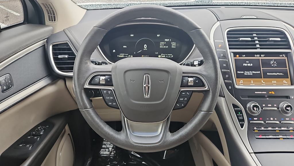Thumbnail: 2019 Lincoln Nautilus - 2