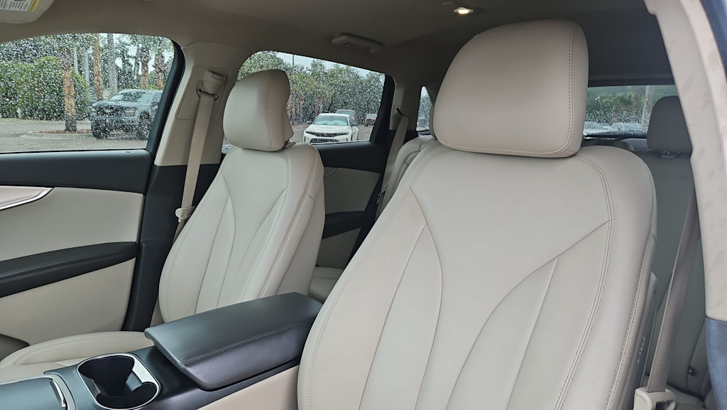 Thumbnail: 2019 Lincoln Nautilus - 7