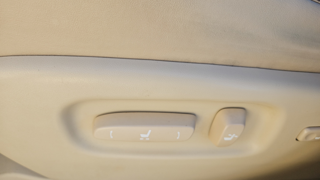 Thumbnail: 2014 Lexus RX - 20