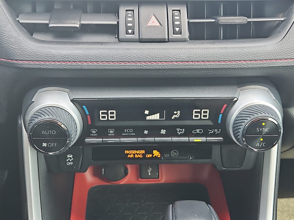 2020 Toyota RAV4 TRD Off Road 24