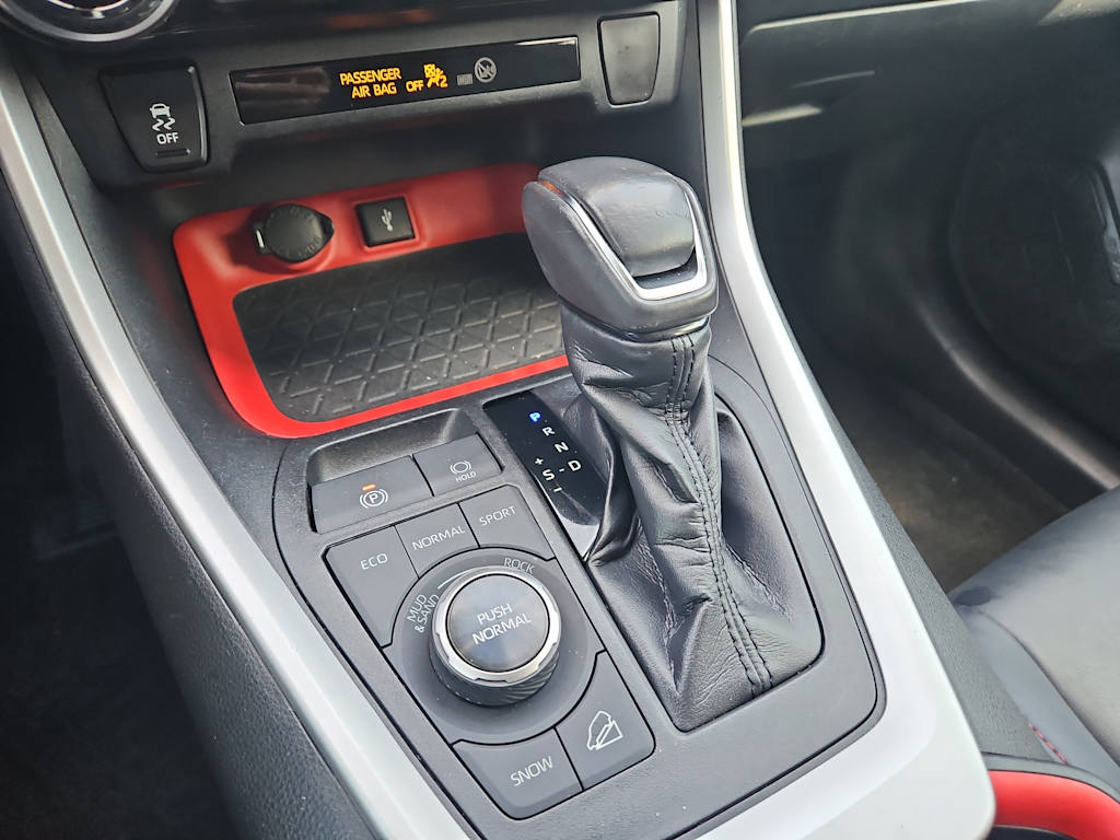 2020 Toyota RAV4 TRD Off Road 12
