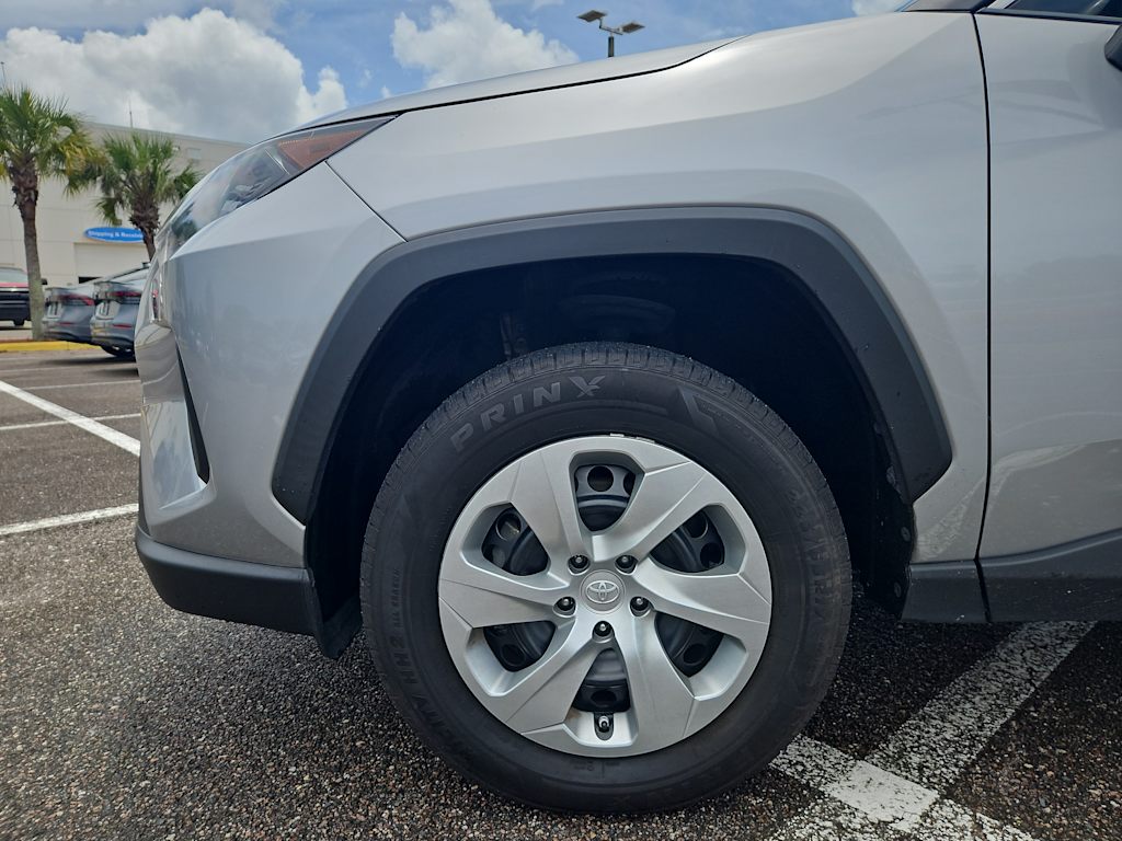 Thumbnail: 2022 Toyota RAV4 - 5