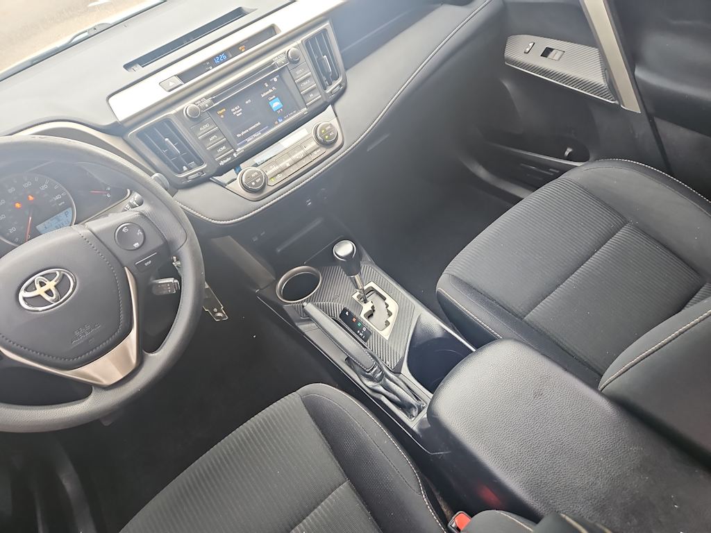 Thumbnail: 2014 Toyota RAV4 - 9