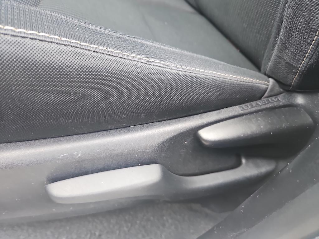 Thumbnail: 2014 Toyota RAV4 - 21