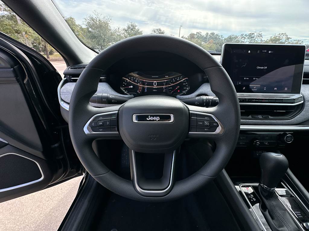 2023 Jeep Compass Sport 2