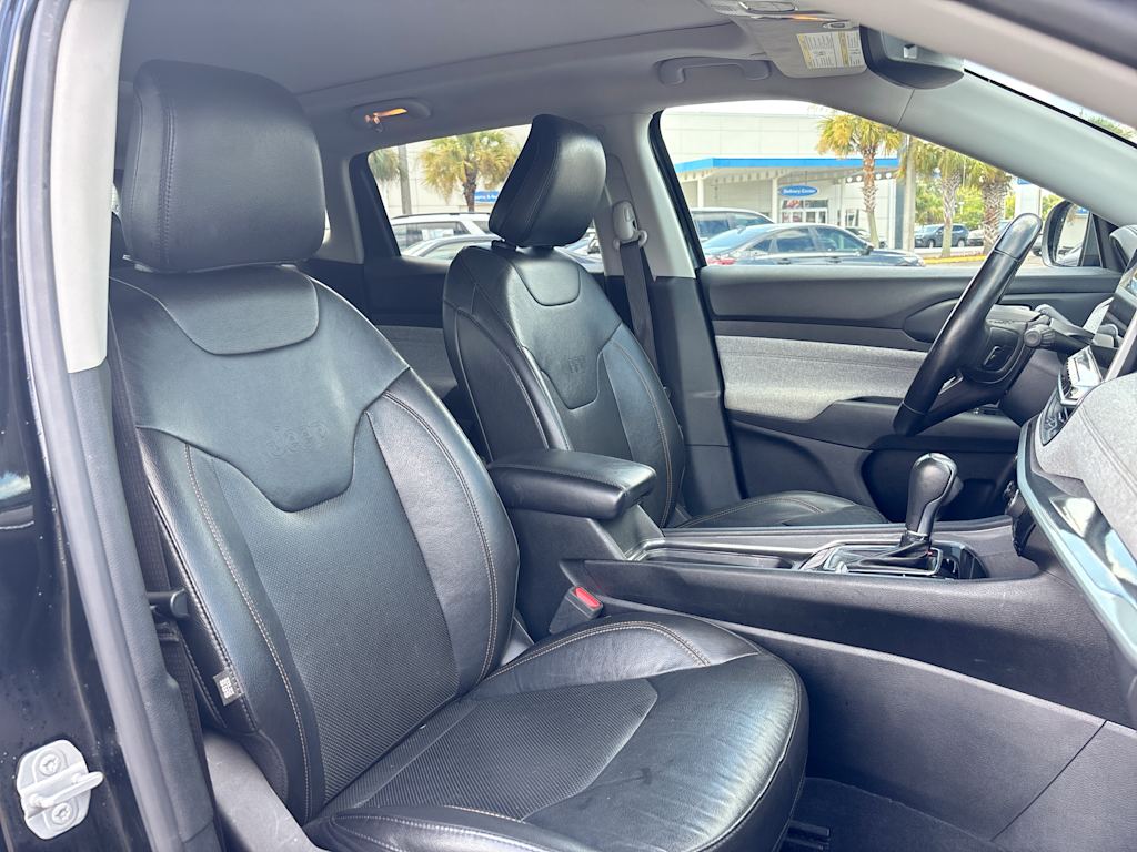 Thumbnail: 2022 Jeep Compass - 9