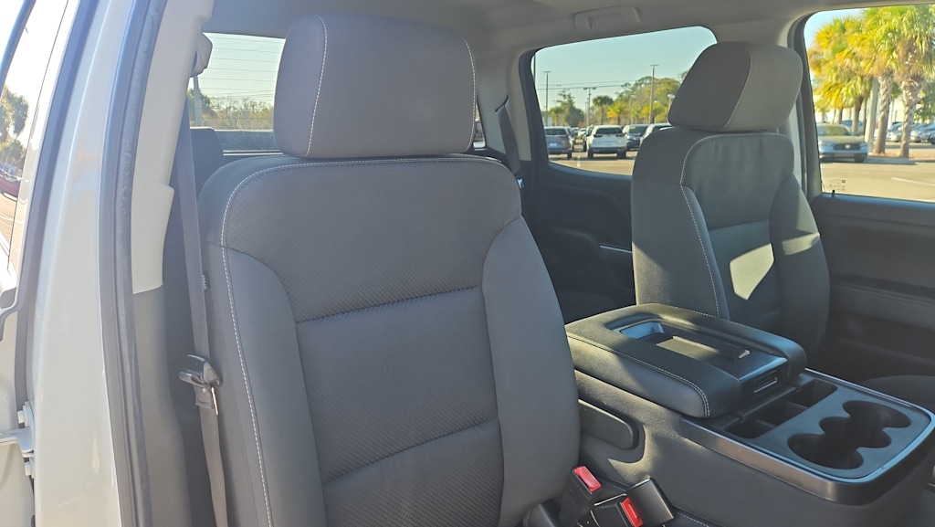 Thumbnail: 2018 Chevrolet Silverado 1500 - 9