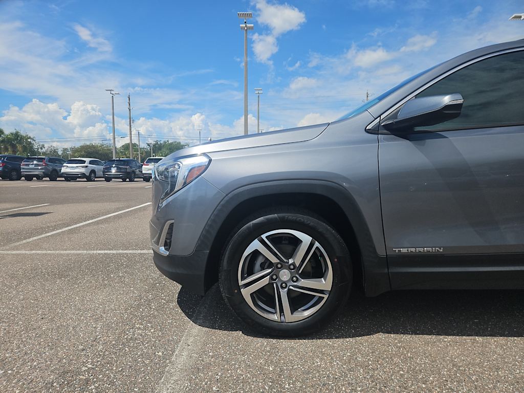 Thumbnail: 2020 GMC Terrain - 15