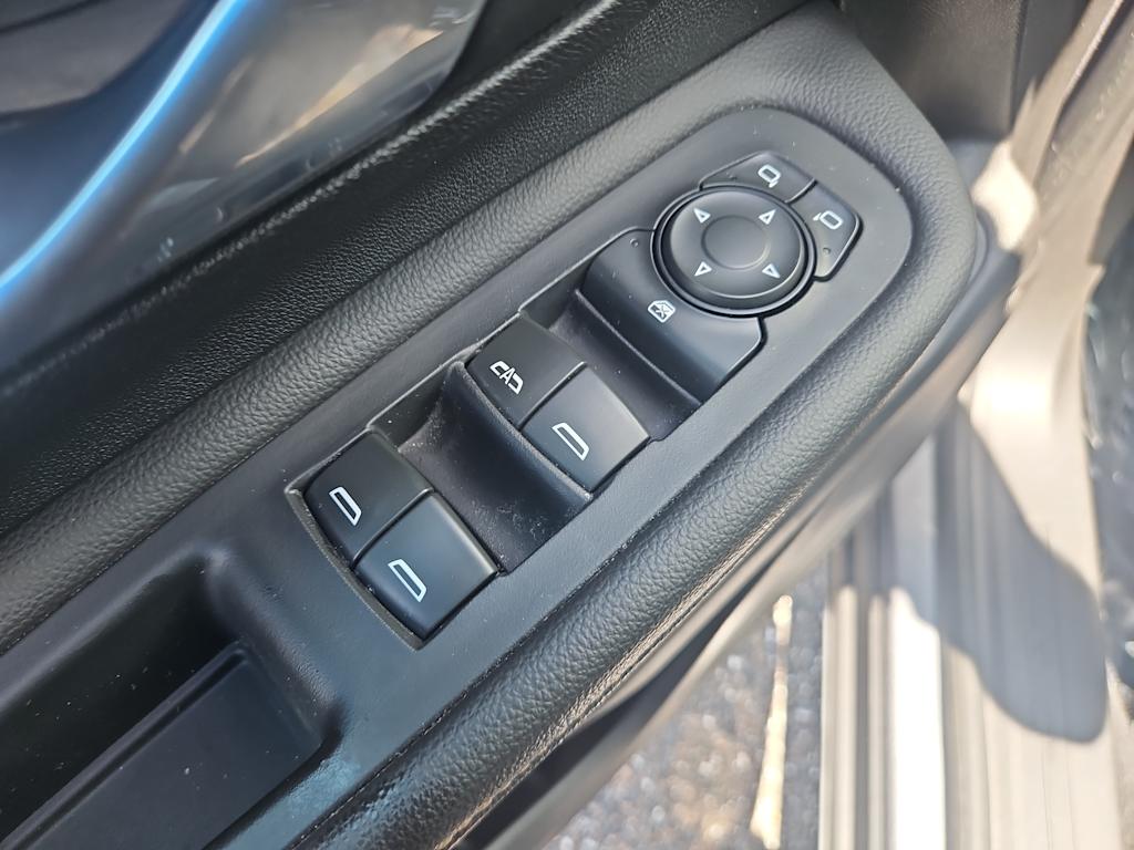 Thumbnail: 2020 GMC Terrain - 22