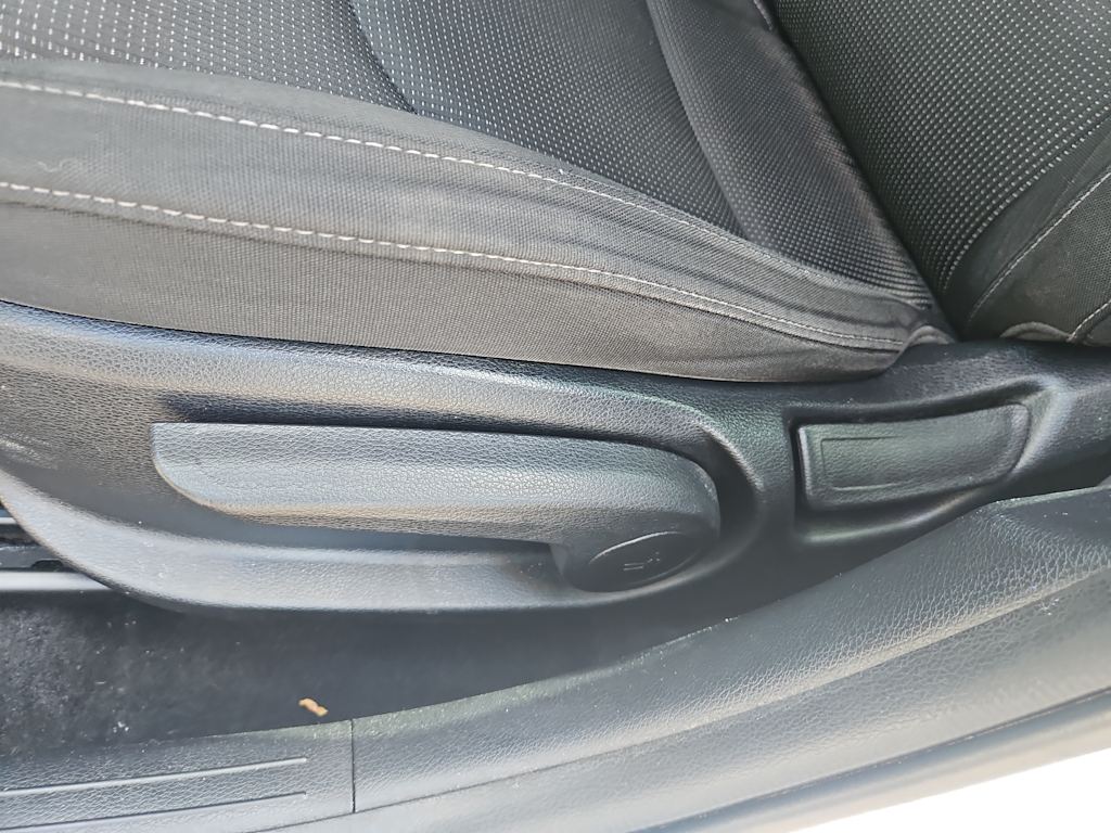 Thumbnail: 2019 Kia Forte - 19