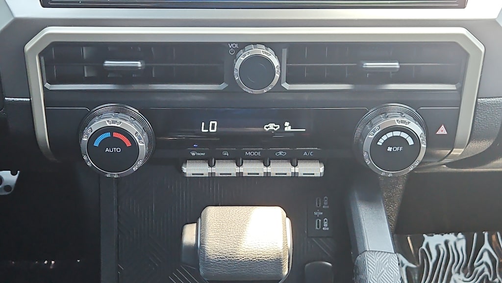Thumbnail: 2024 Toyota Tacoma - 23