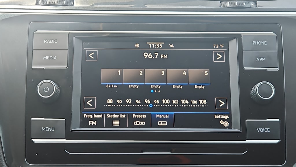 Thumbnail: 2020 Volkswagen Tiguan - 11