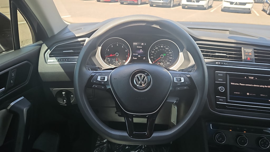 Thumbnail: 2020 Volkswagen Tiguan - 2