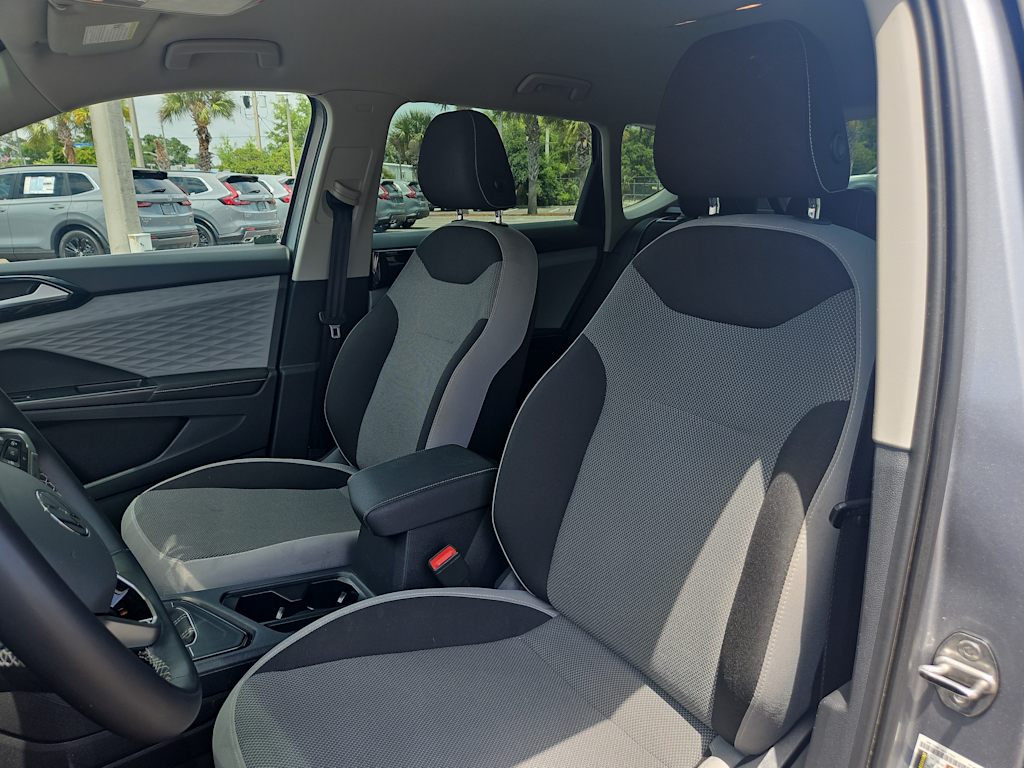 2024 Volkswagen Taos S 9