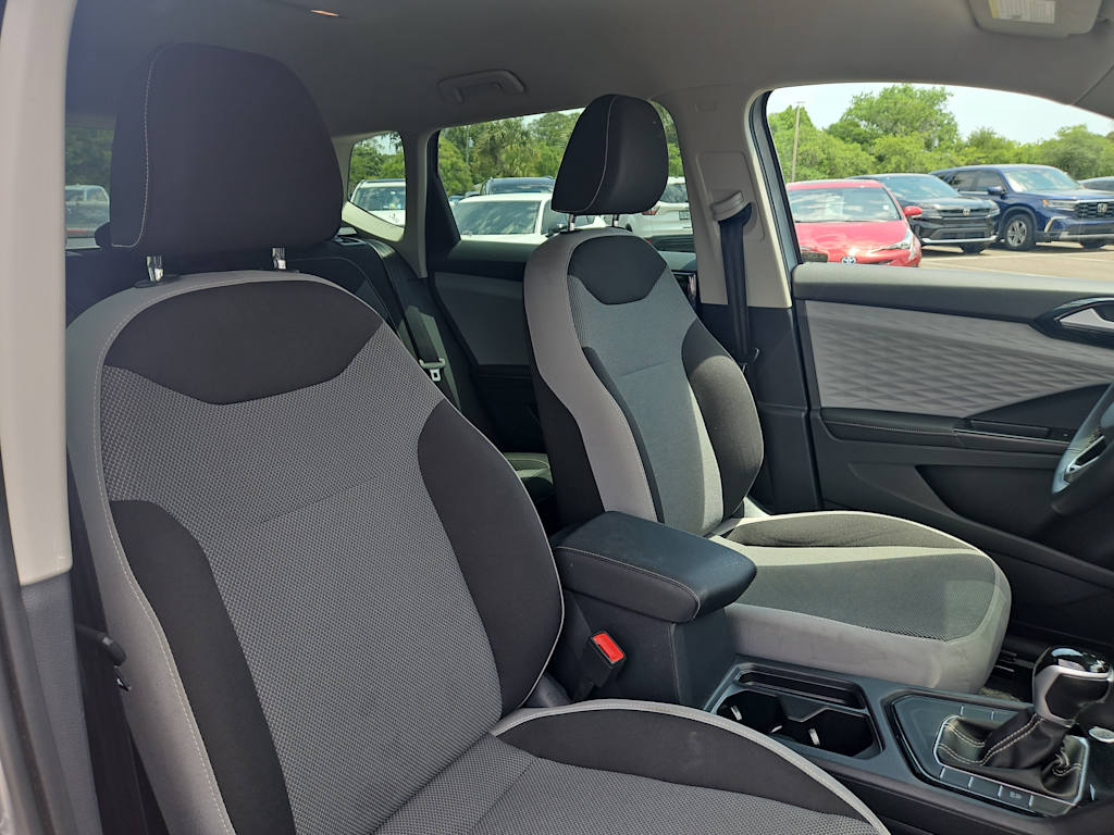 2024 Volkswagen Taos S 10