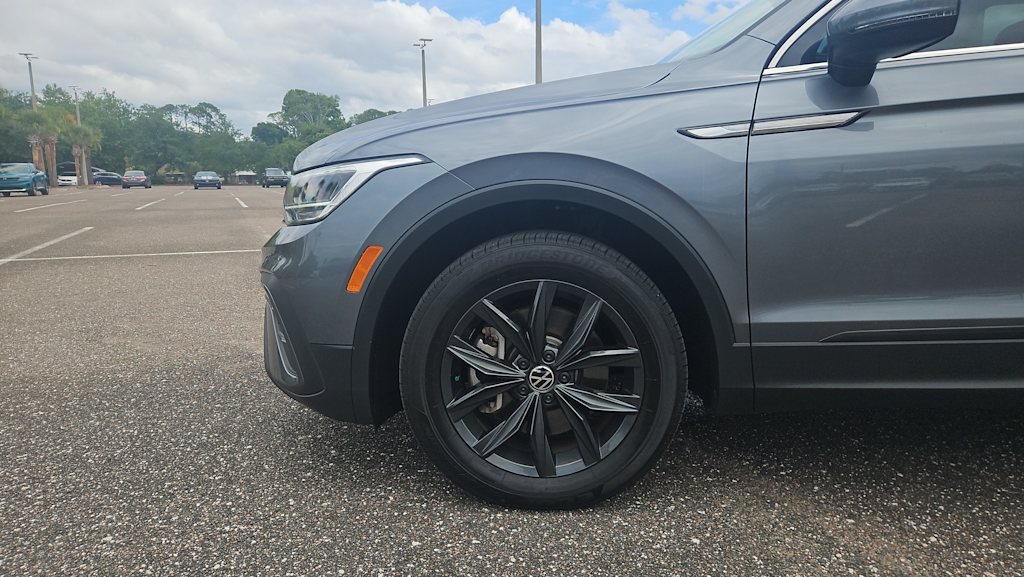 Thumbnail: 2024 Volkswagen Tiguan - 6