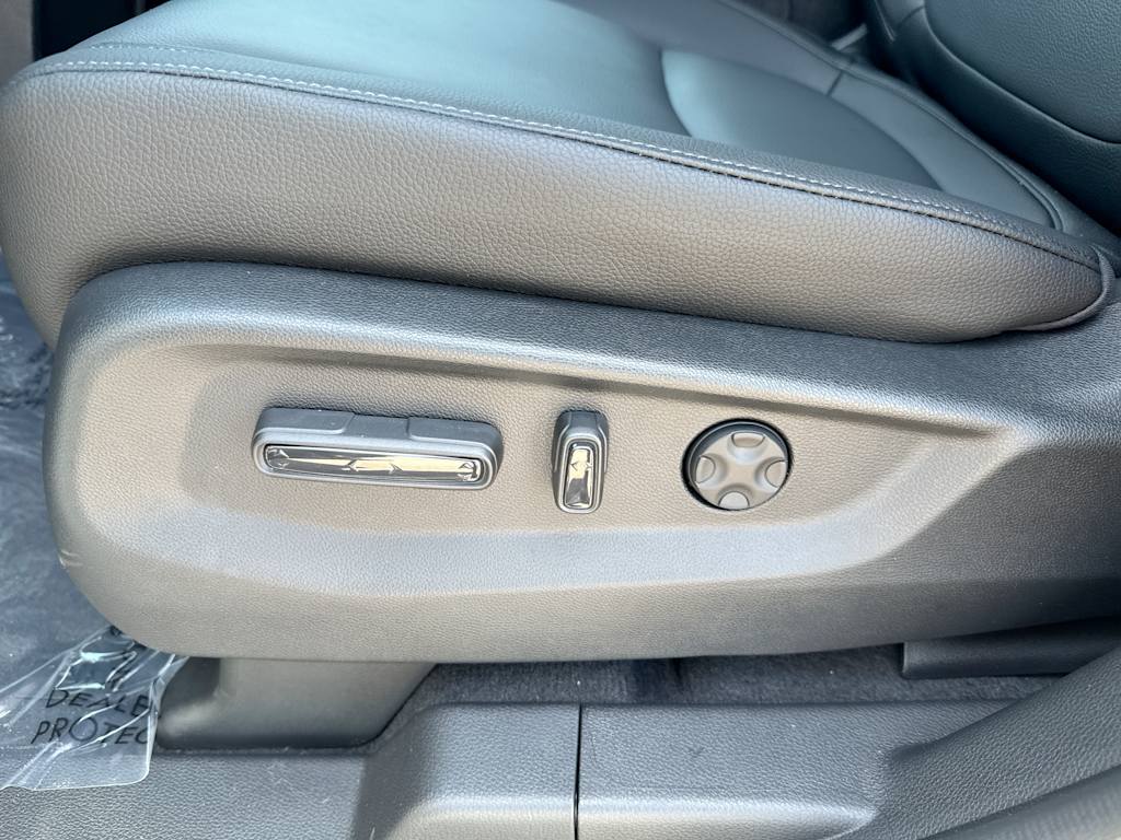 Thumbnail: 2026 Honda Odyssey - 21