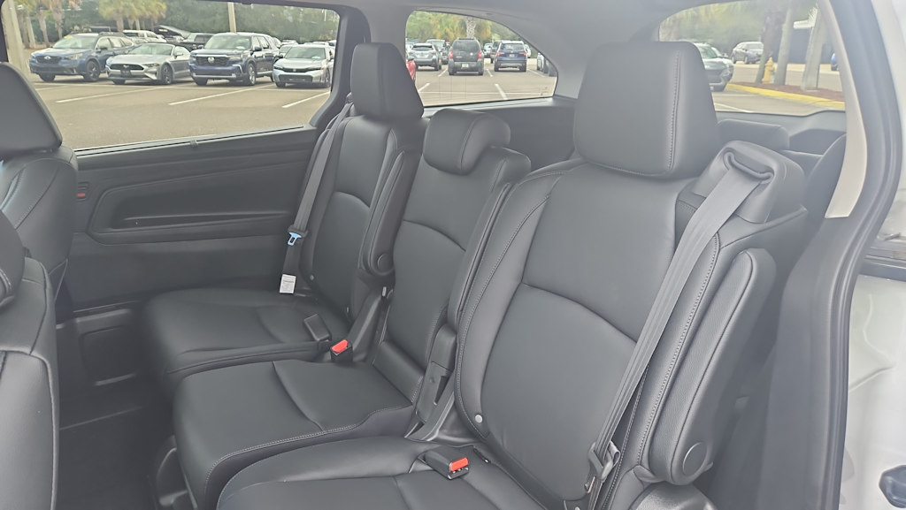 Thumbnail: 2026 Honda Odyssey - 25