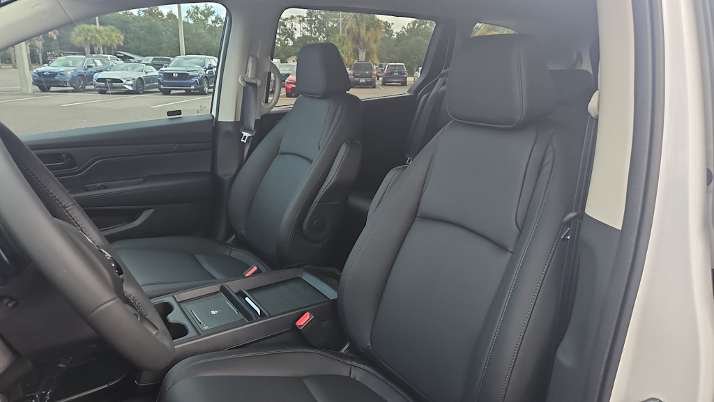 Thumbnail: 2026 Honda Odyssey - 10