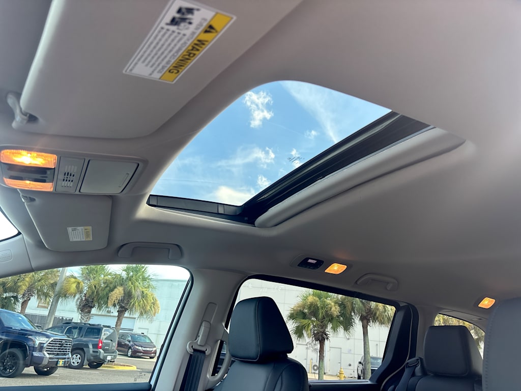 Thumbnail: 2026 Honda Odyssey - 21