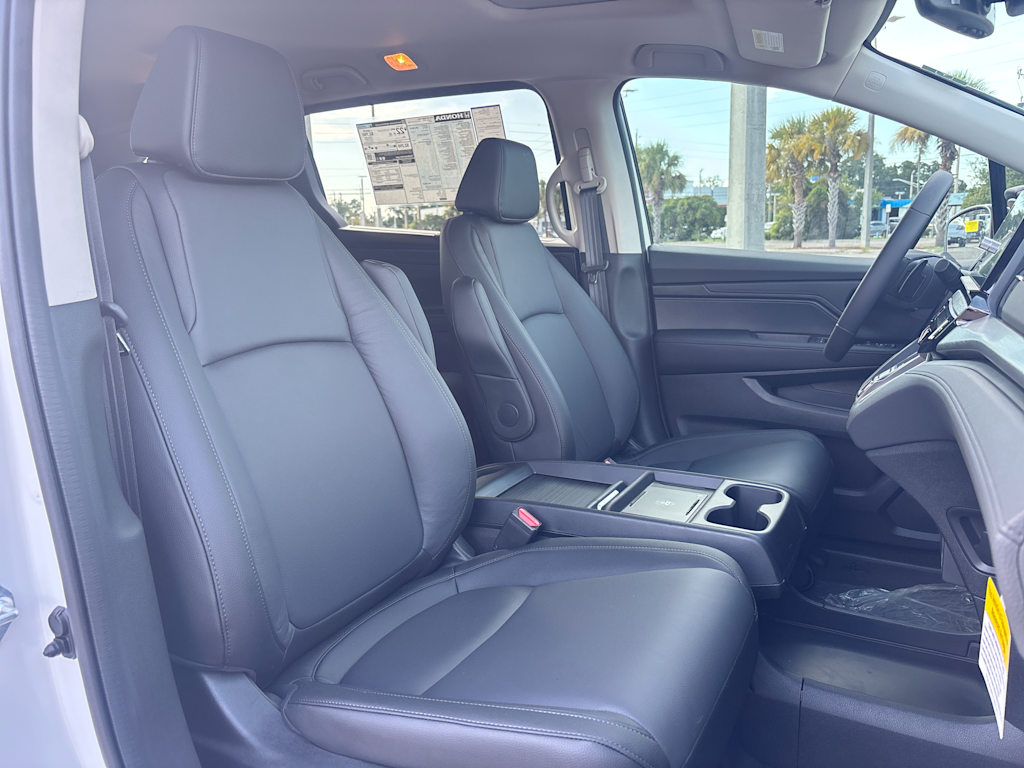 Thumbnail: 2026 Honda Odyssey - 11