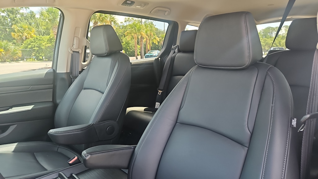 Thumbnail: 2025 Honda Odyssey - 8
