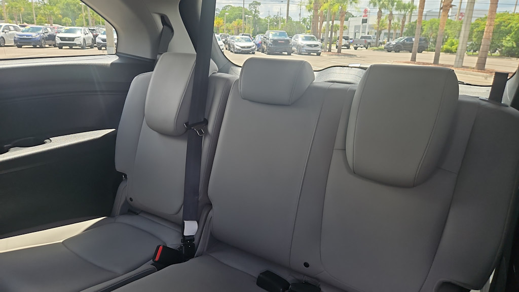 Thumbnail: 2022 Honda Odyssey - 27