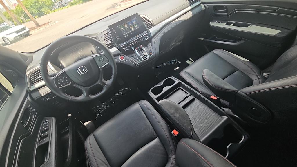 Thumbnail: 2023 Honda Odyssey - 8