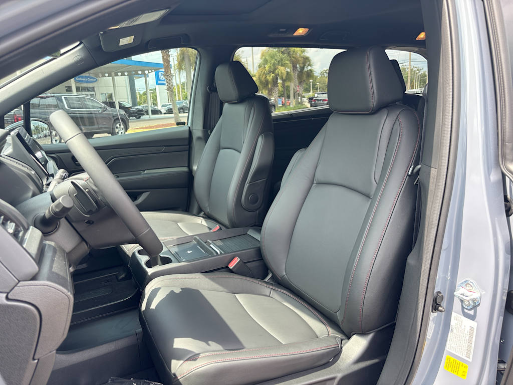 Thumbnail: 2026 Honda Odyssey - 6