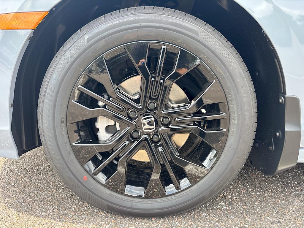 Thumbnail: 2026 Honda Odyssey - 3