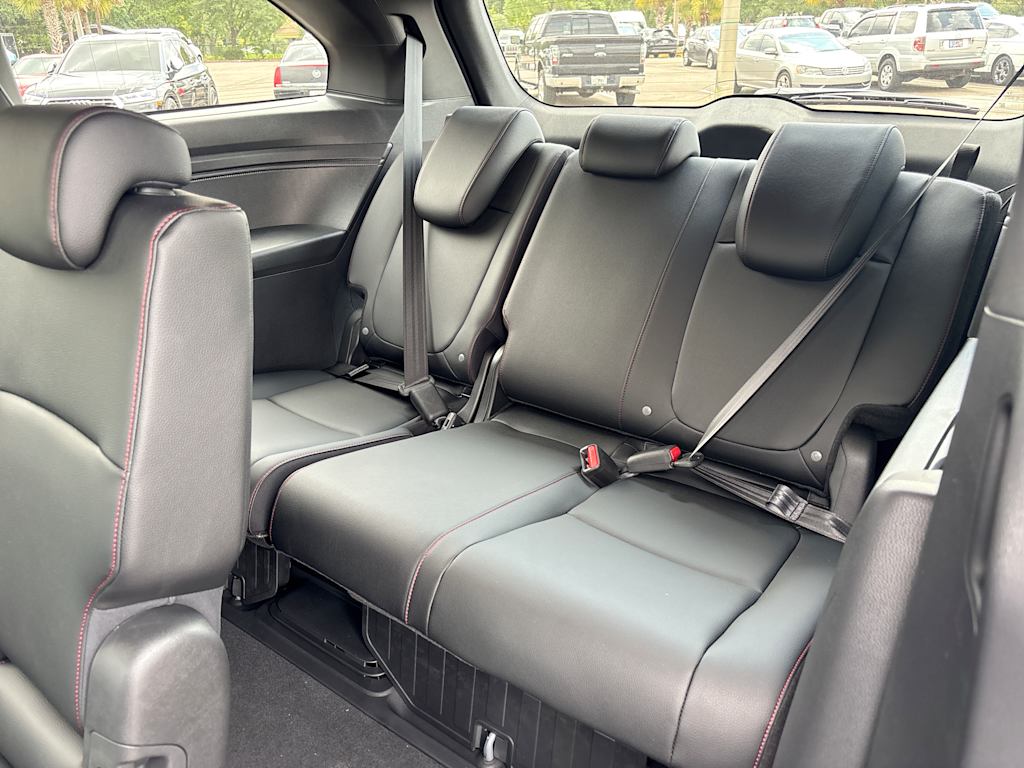 Thumbnail: 2026 Honda Odyssey - 17