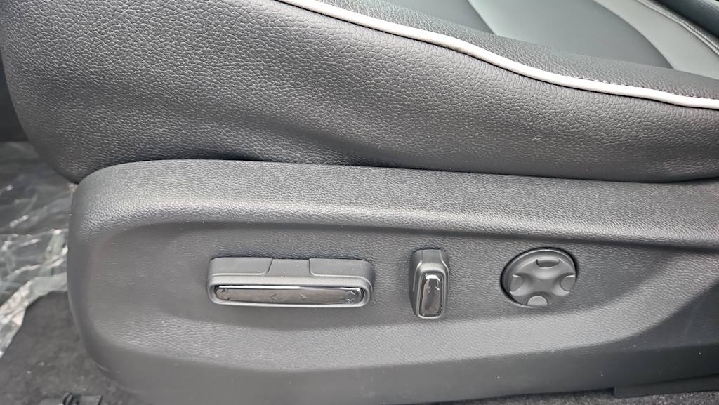 Thumbnail: 2026 Honda Odyssey - 19