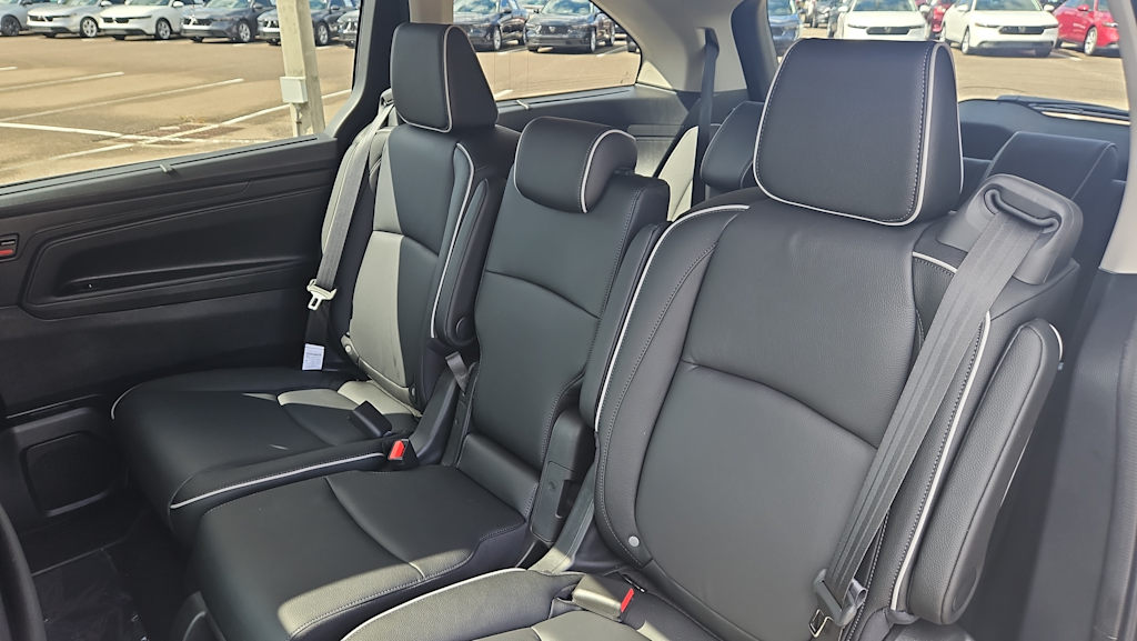 Thumbnail: 2026 Honda Odyssey - 12
