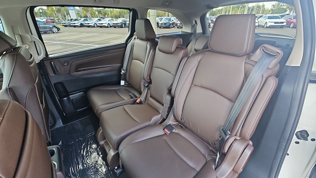 Thumbnail: 2026 Honda Odyssey - 10