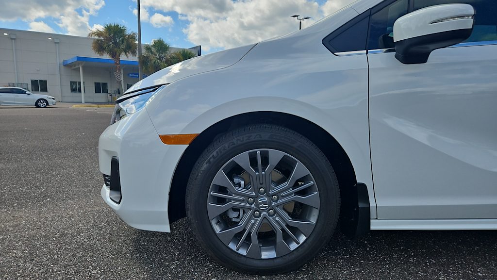 Thumbnail: 2026 Honda Odyssey - 5