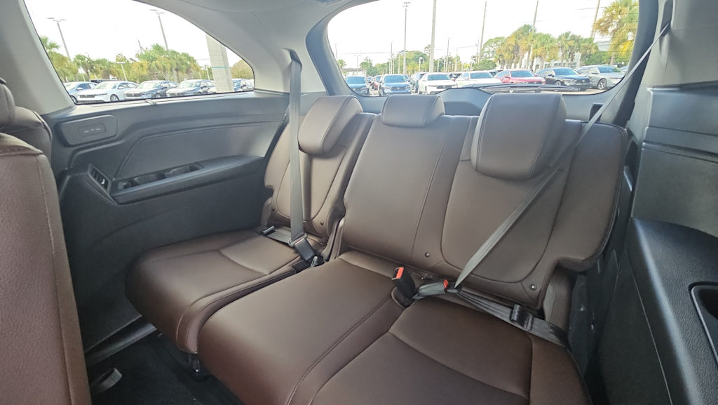 Thumbnail: 2026 Honda Odyssey - 26