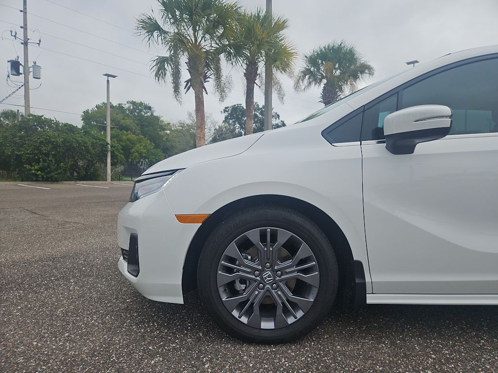 Thumbnail: 2026 Honda Odyssey - 4