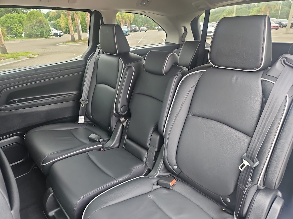 Thumbnail: 2026 Honda Odyssey - 9