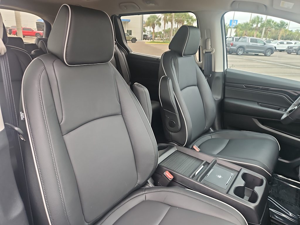 Thumbnail: 2026 Honda Odyssey - 8