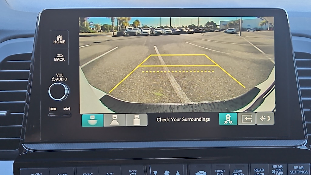 Thumbnail: 2026 Honda Odyssey - 25